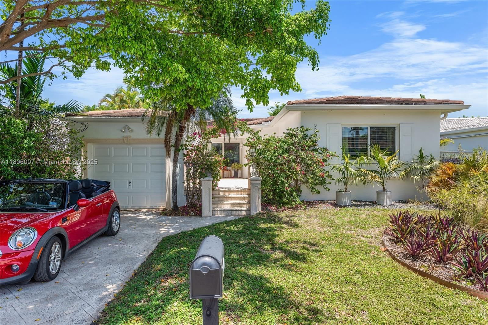 Real estate property located at 9057 Emerson Ave, Miami-dade, Altos Del Mar No 4, Surfside, FL