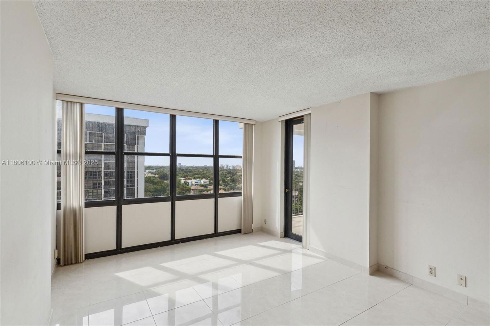 Real estate property located at 1901 Brickell Ave B1408, Miami-dade, Brickell Place Condo, Miami, FL