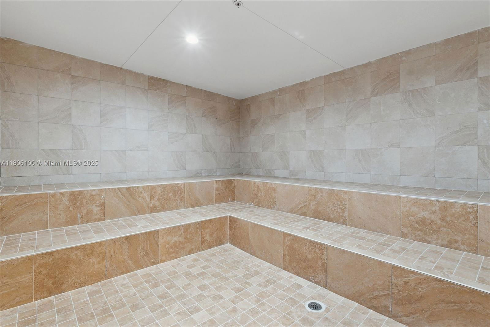 Real estate property located at 1901 Brickell Ave B1408, Miami-dade, Brickell Place Condo, Miami, FL
