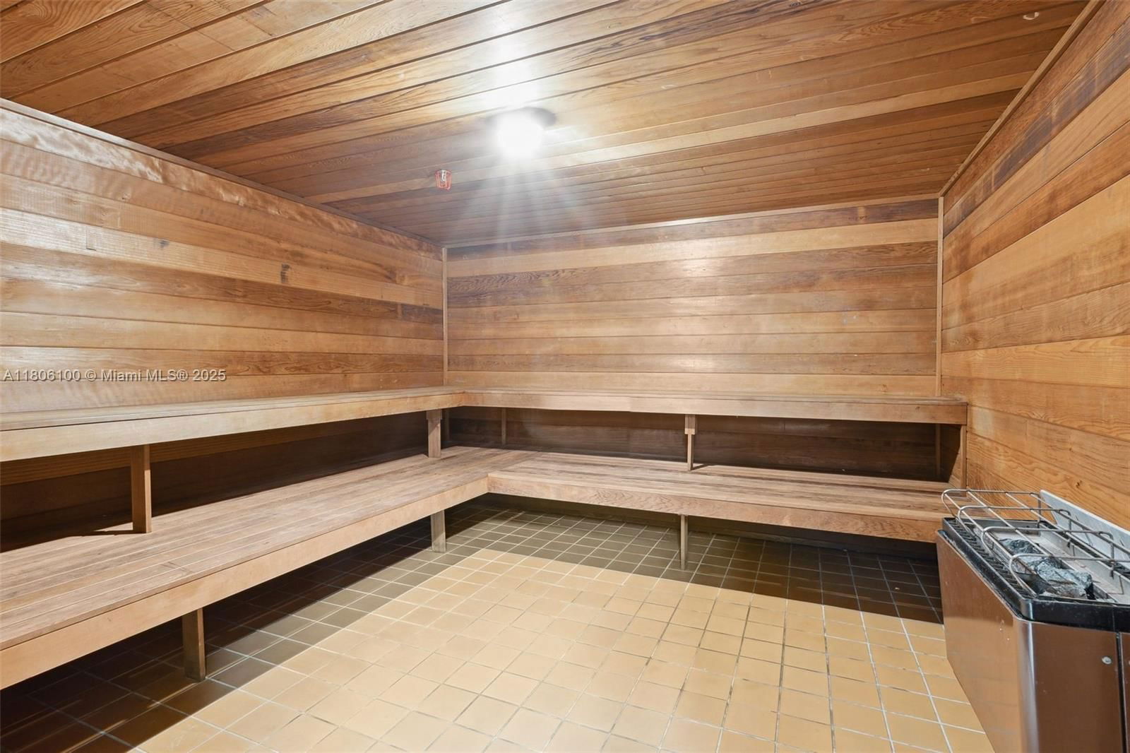 Real estate property located at 1901 Brickell Ave B1408, Miami-dade, Brickell Place Condo, Miami, FL