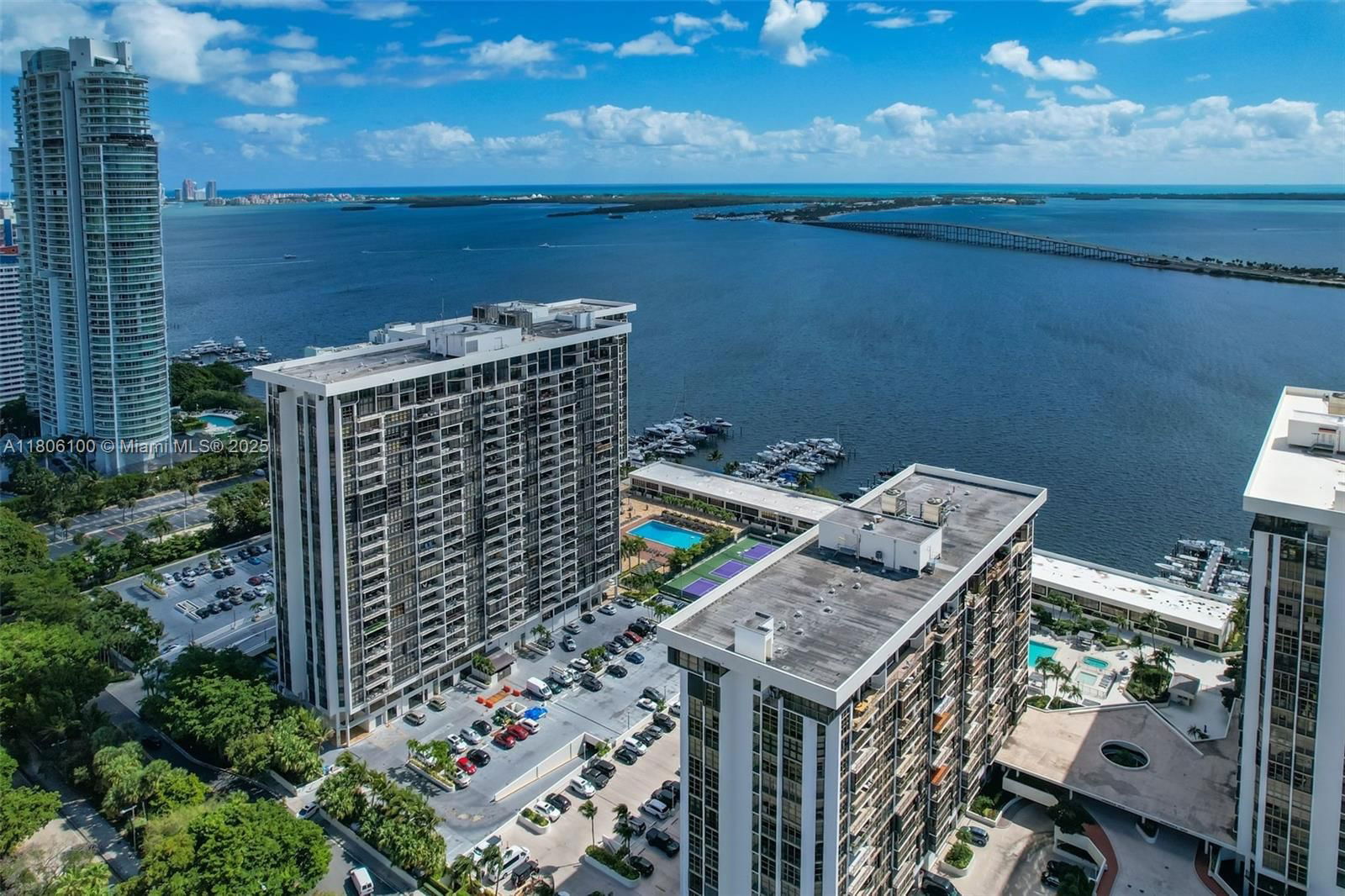 Real estate property located at 1901 Brickell Ave B1408, Miami-dade, Brickell Place Condo, Miami, FL