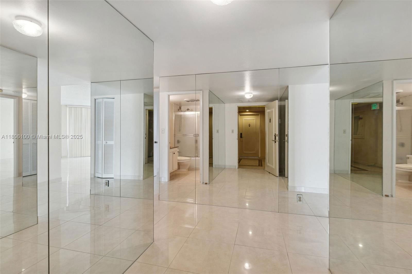 Real estate property located at 1901 Brickell Ave B1408, Miami-dade, Brickell Place Condo, Miami, FL