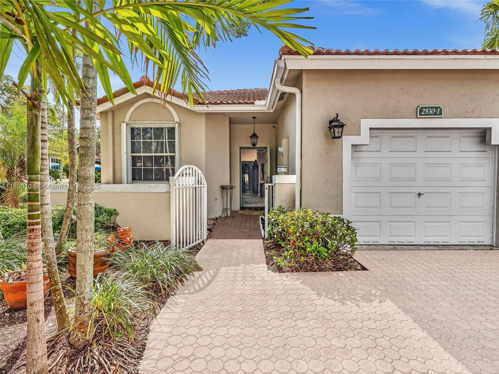 Real estate property located at 2530 Aragon Blvd #1, Broward, Regency Homes At Sunrise, Sunrise, FL
