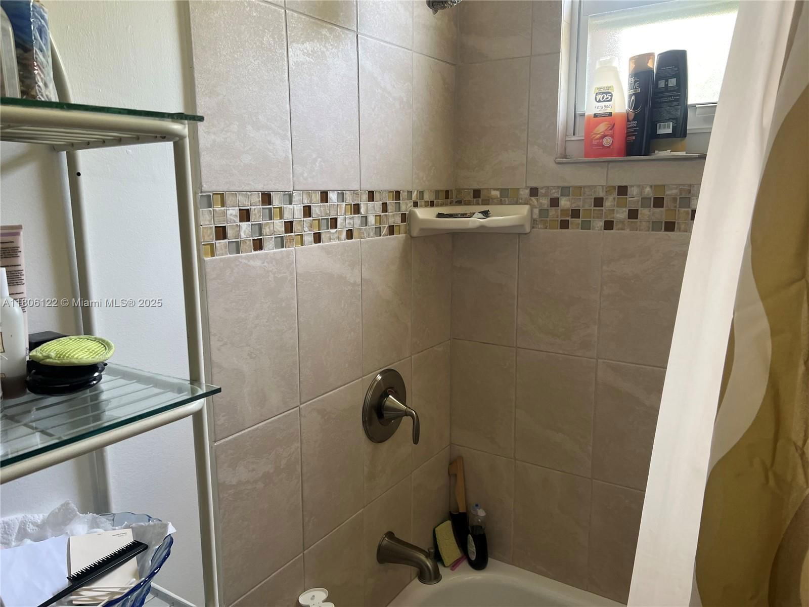 Real estate property located at 1527 101st St, Miami-dade, Miami Park Sec 2, Miami, FL