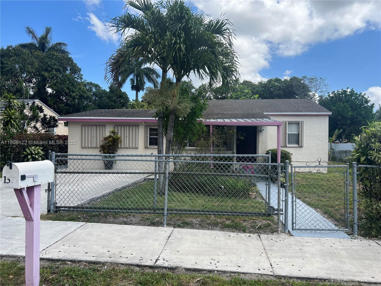 Real estate property located at 1527 101st St, Miami-dade, Miami Park Sec 2, Miami, FL