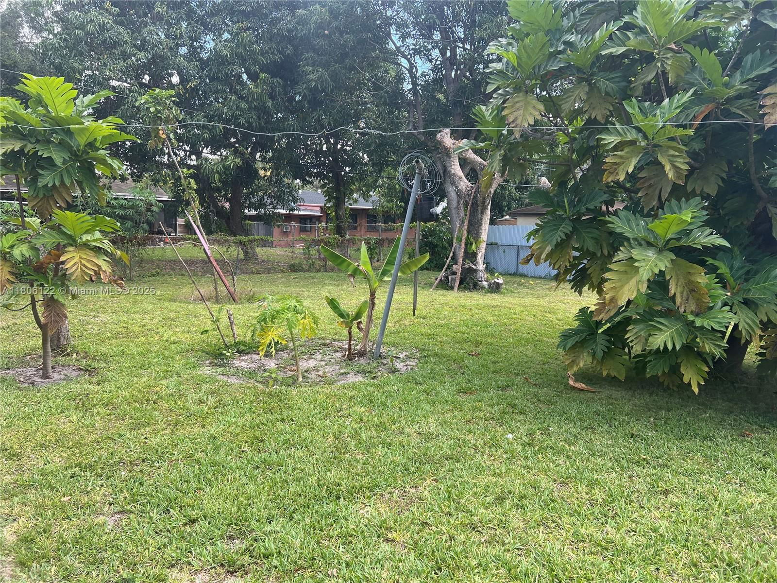 Real estate property located at 1527 101st St, Miami-dade, Miami Park Sec 2, Miami, FL