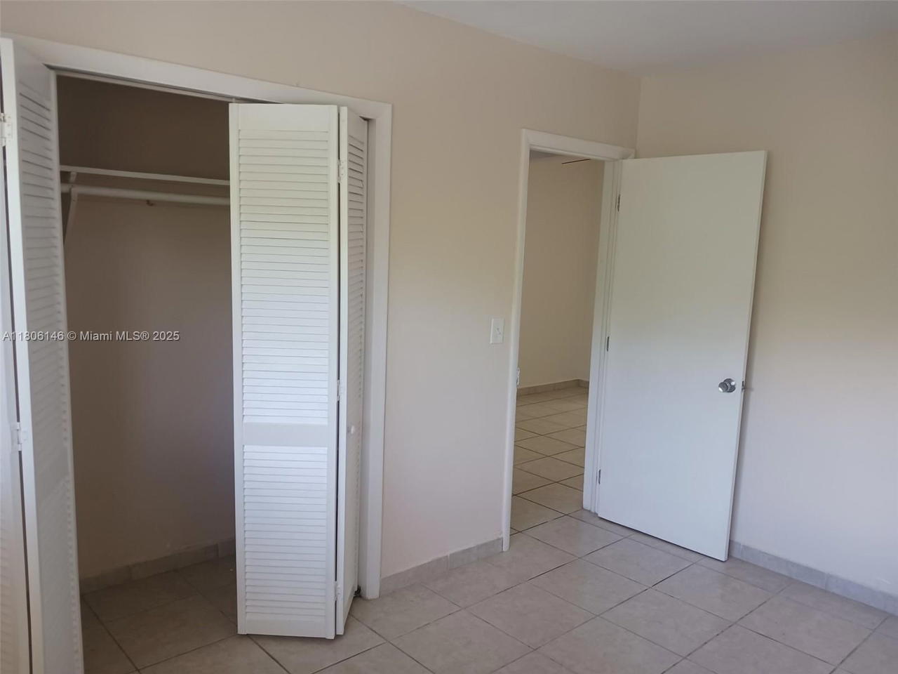 Real estate property located at 2700 135th St #30, Miami-dade, Fairmont House Inc - Co-o, North Miami, FL