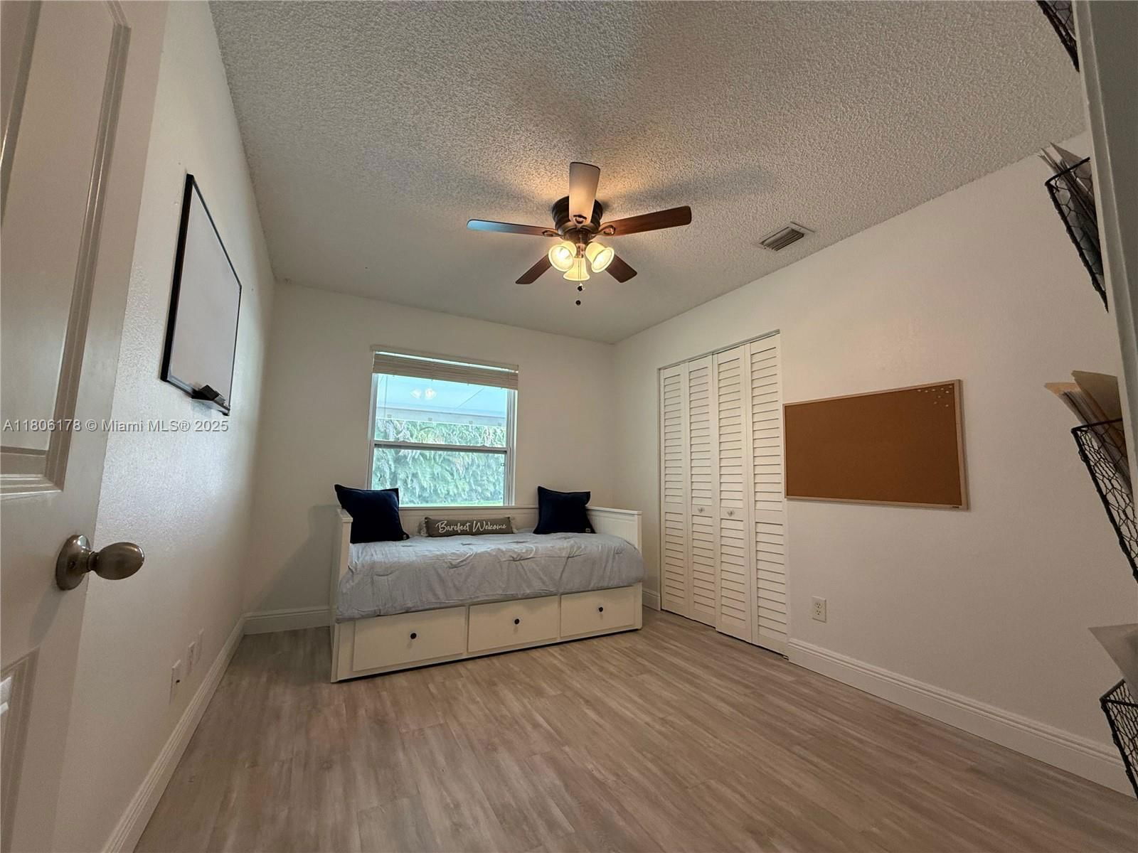 Real estate property located at 13570 10th Pl, Broward, Family Homes, Davie, FL
