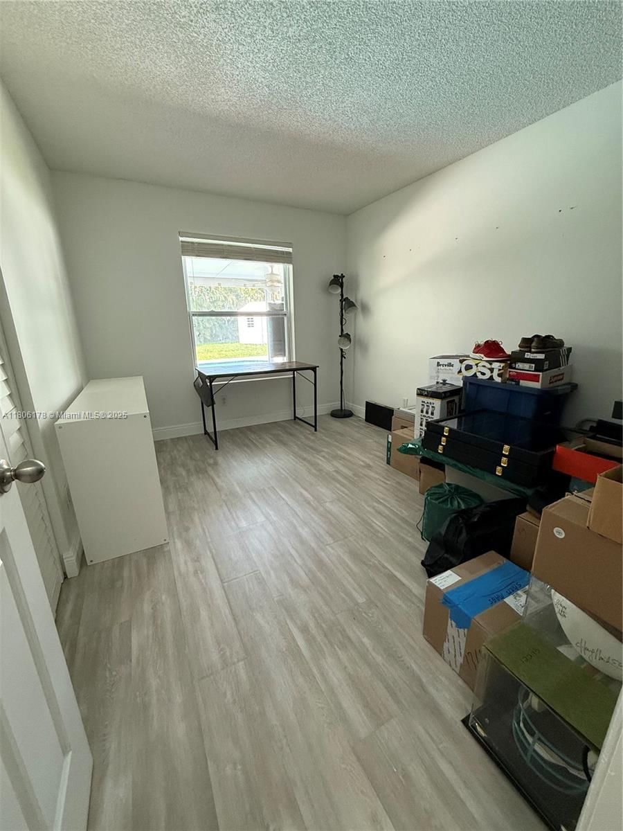 Real estate property located at 13570 10th Pl, Broward, Family Homes, Davie, FL