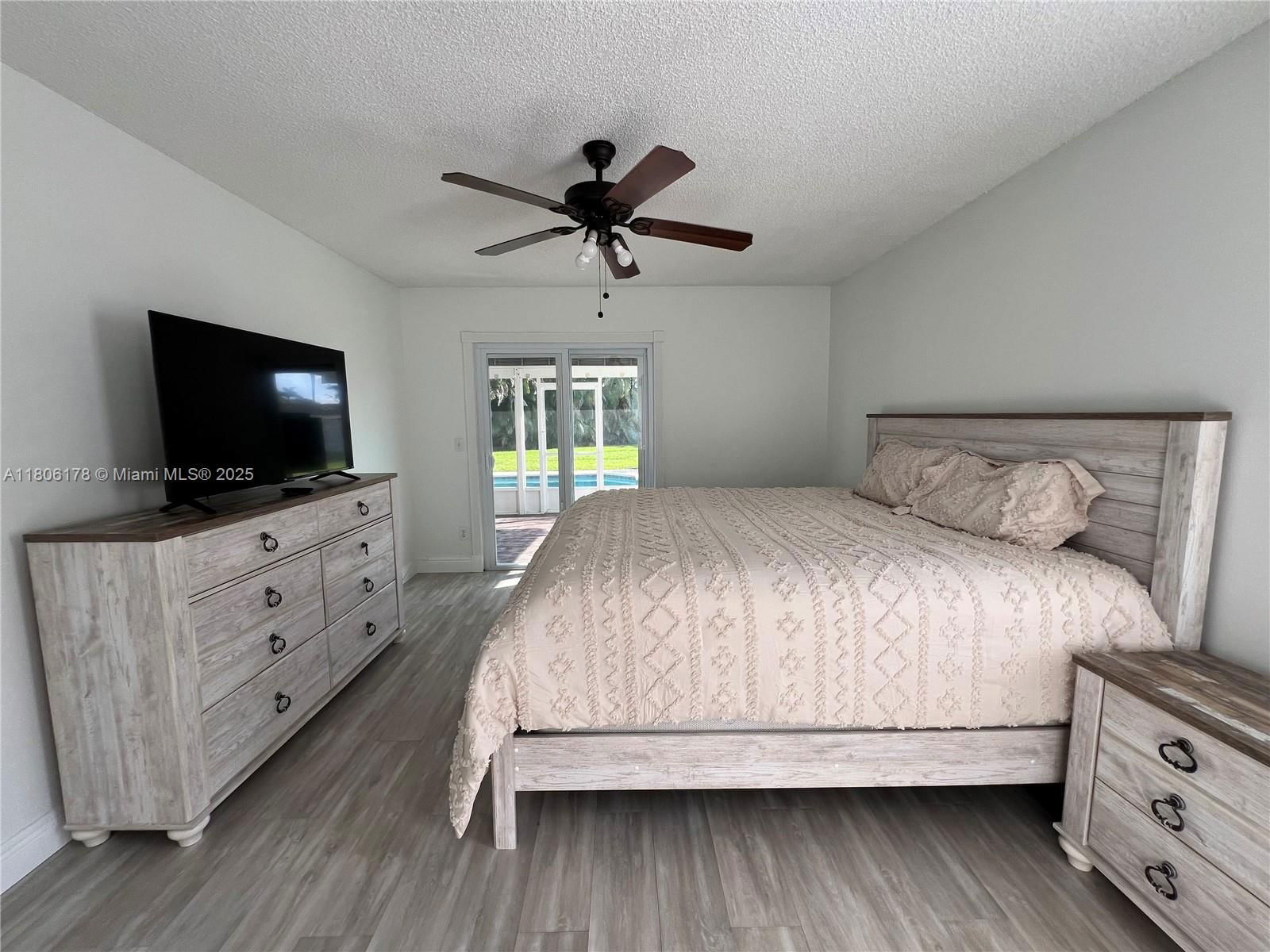 Real estate property located at 13570 10th Pl, Broward, Family Homes, Davie, FL