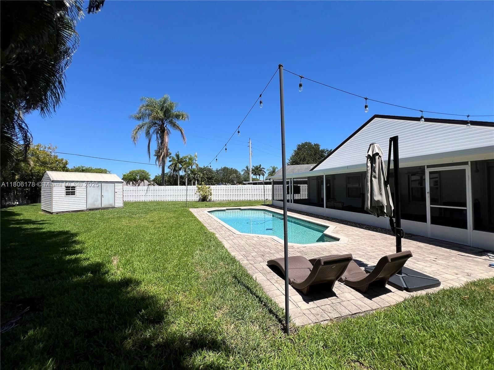 Real estate property located at 13570 10th Pl, Broward, Family Homes, Davie, FL