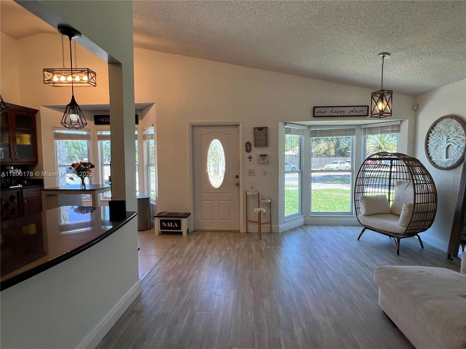 Real estate property located at 13570 10th Pl, Broward, Family Homes, Davie, FL