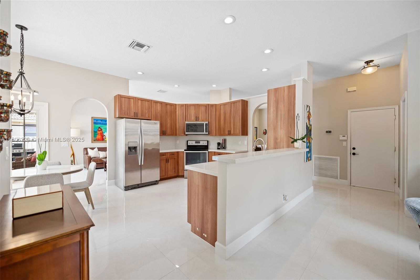 Real estate property located at 12834 21st St, Broward, Pembroke Falls - Phase 1, Pembroke Pines, FL