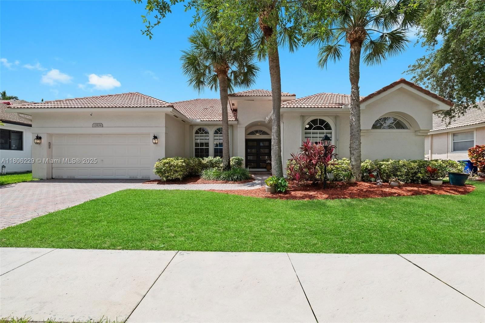 Real estate property located at 12834 21st St, Broward, Pembroke Falls - Phase 1, Pembroke Pines, FL
