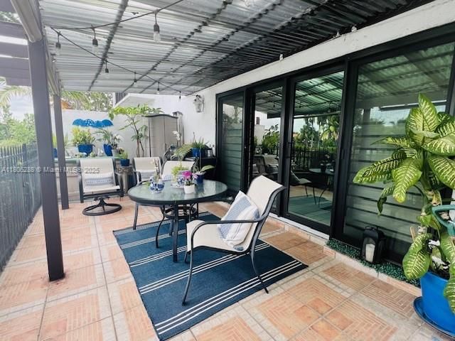 Real estate property located at 1271 124th Ct #2-D, Miami-dade, Villa Venezia Condo Ph Vi, Miami, FL