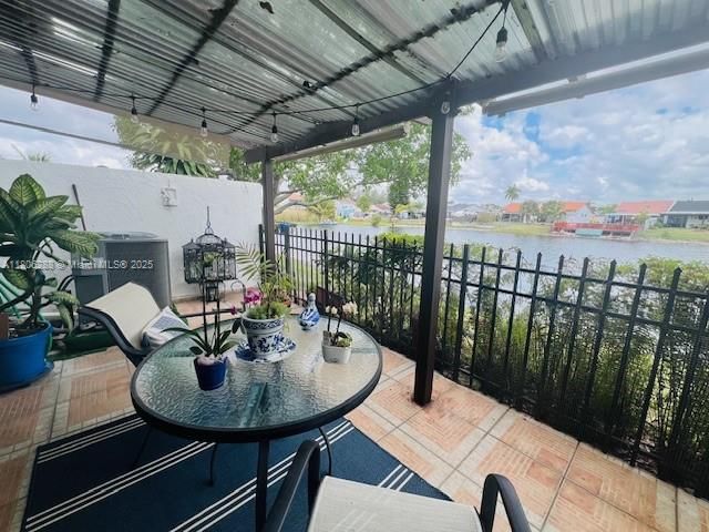 Real estate property located at 1271 124th Ct #2-D, Miami-dade, Villa Venezia Condo Ph Vi, Miami, FL
