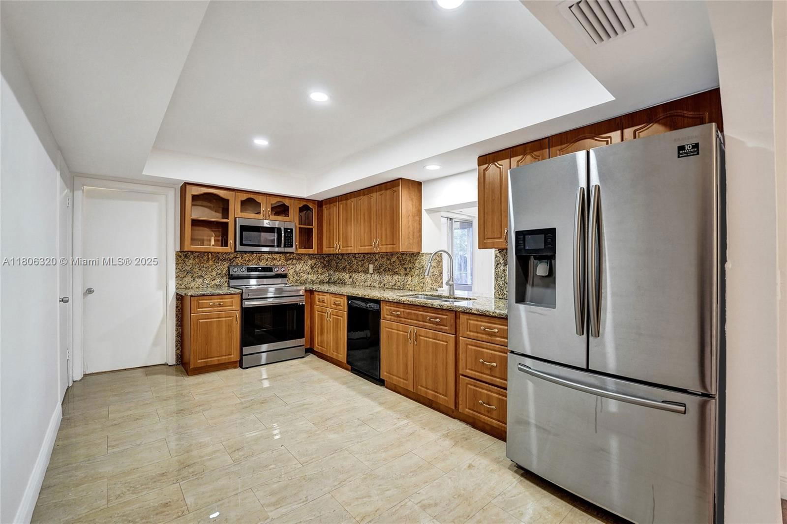 Real estate property located at 5861 18th Ct, Broward, Sunrise Golf Village Sec, Sunrise, FL