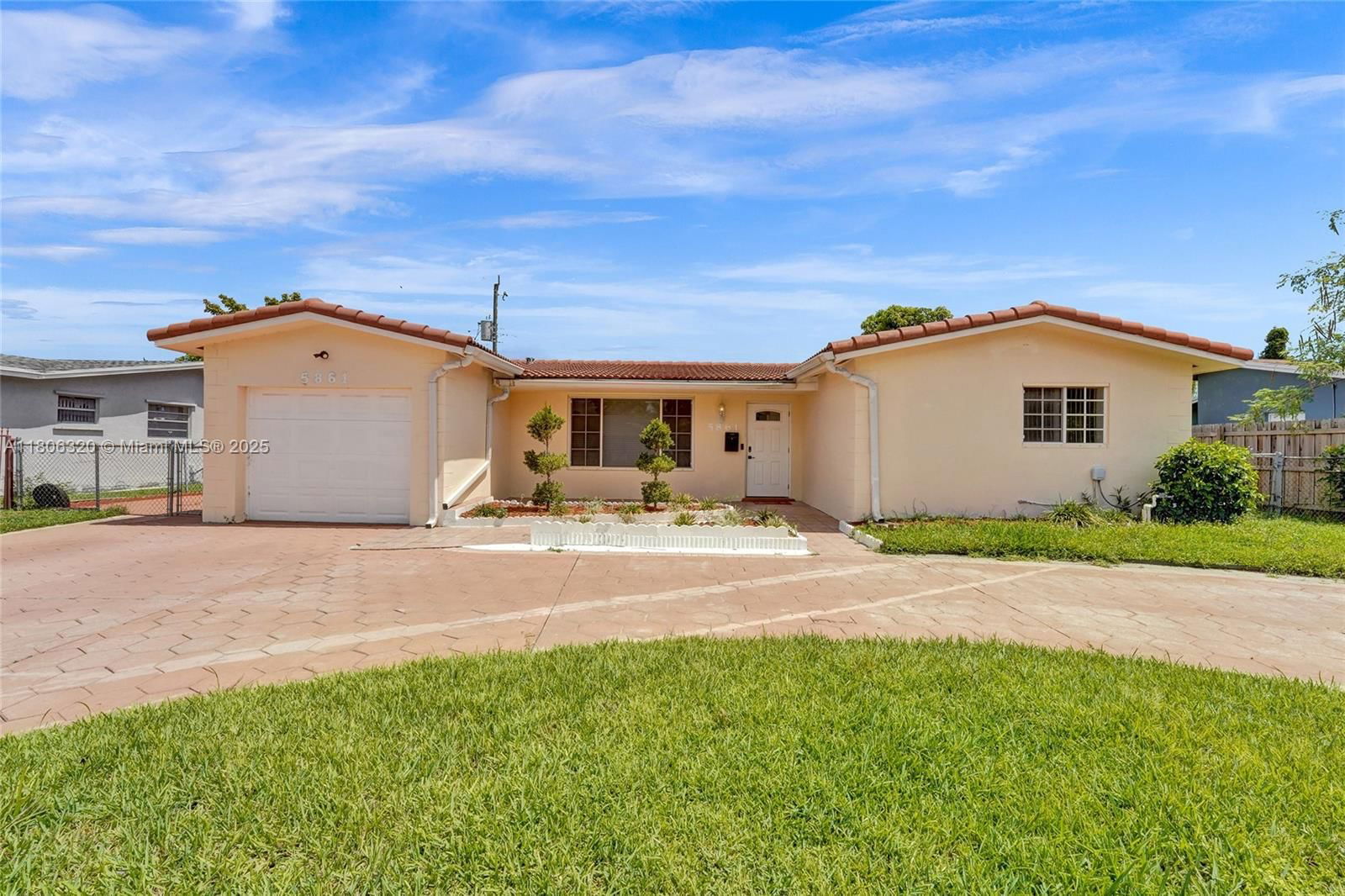 Real estate property located at 5861 18th Ct, Broward, Sunrise Golf Village Sec, Sunrise, FL