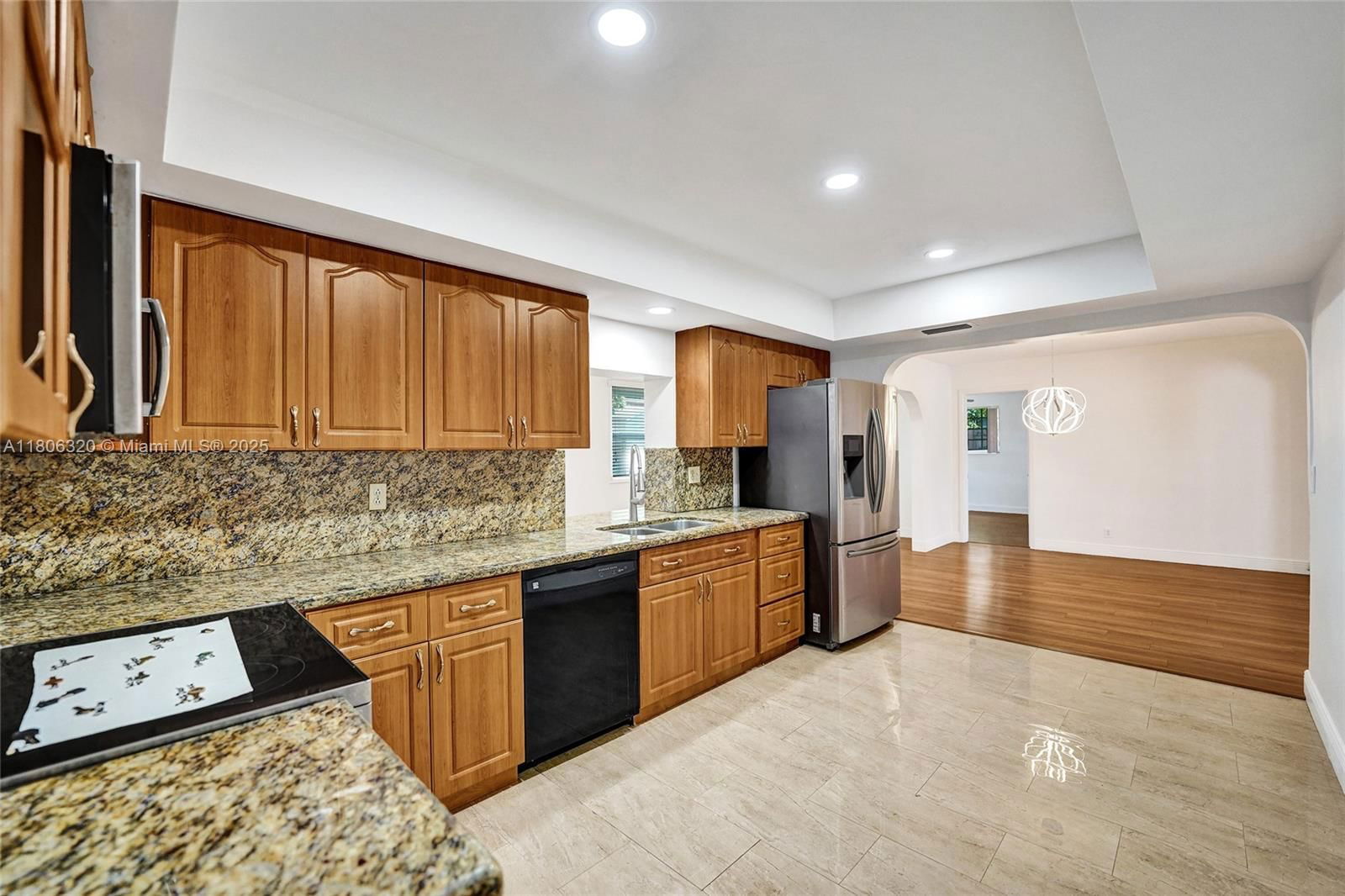 Real estate property located at 5861 18th Ct, Broward, Sunrise Golf Village Sec, Sunrise, FL