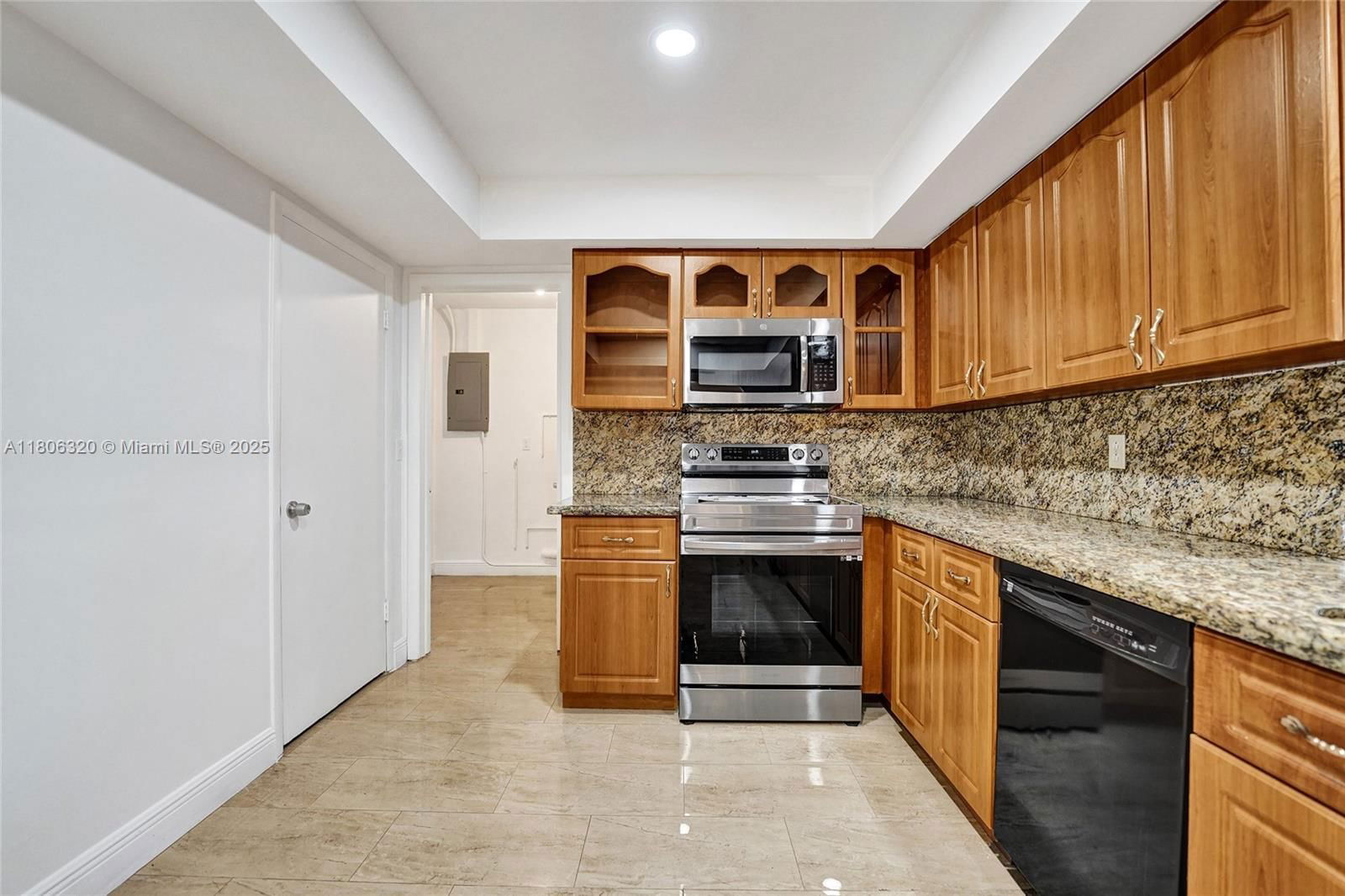 Real estate property located at 5861 18th Ct, Broward, Sunrise Golf Village Sec, Sunrise, FL