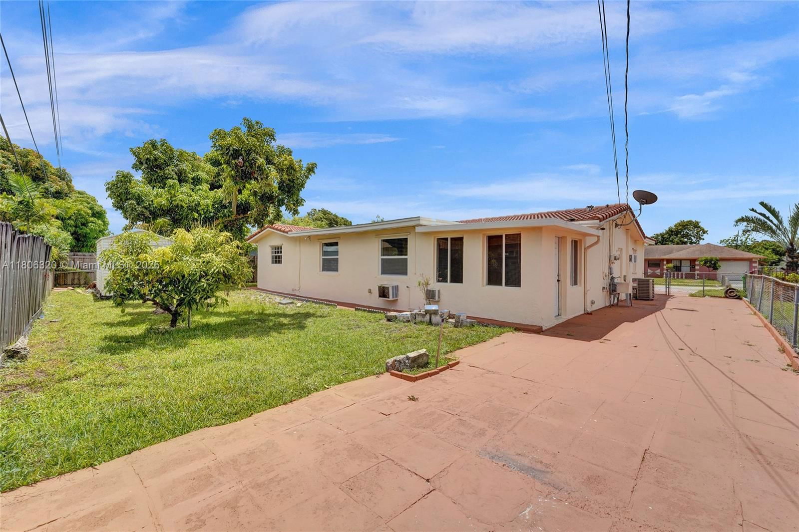 Real estate property located at 5861 18th Ct, Broward, Sunrise Golf Village Sec, Sunrise, FL