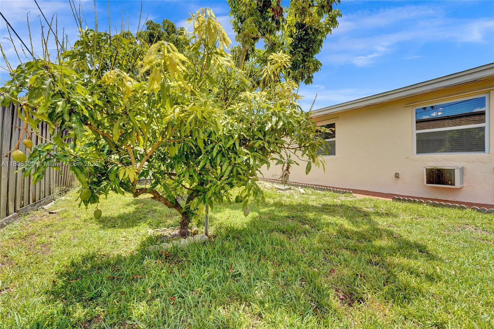Real estate property located at 5861 18th Ct, Broward, Sunrise Golf Village Sec, Sunrise, FL