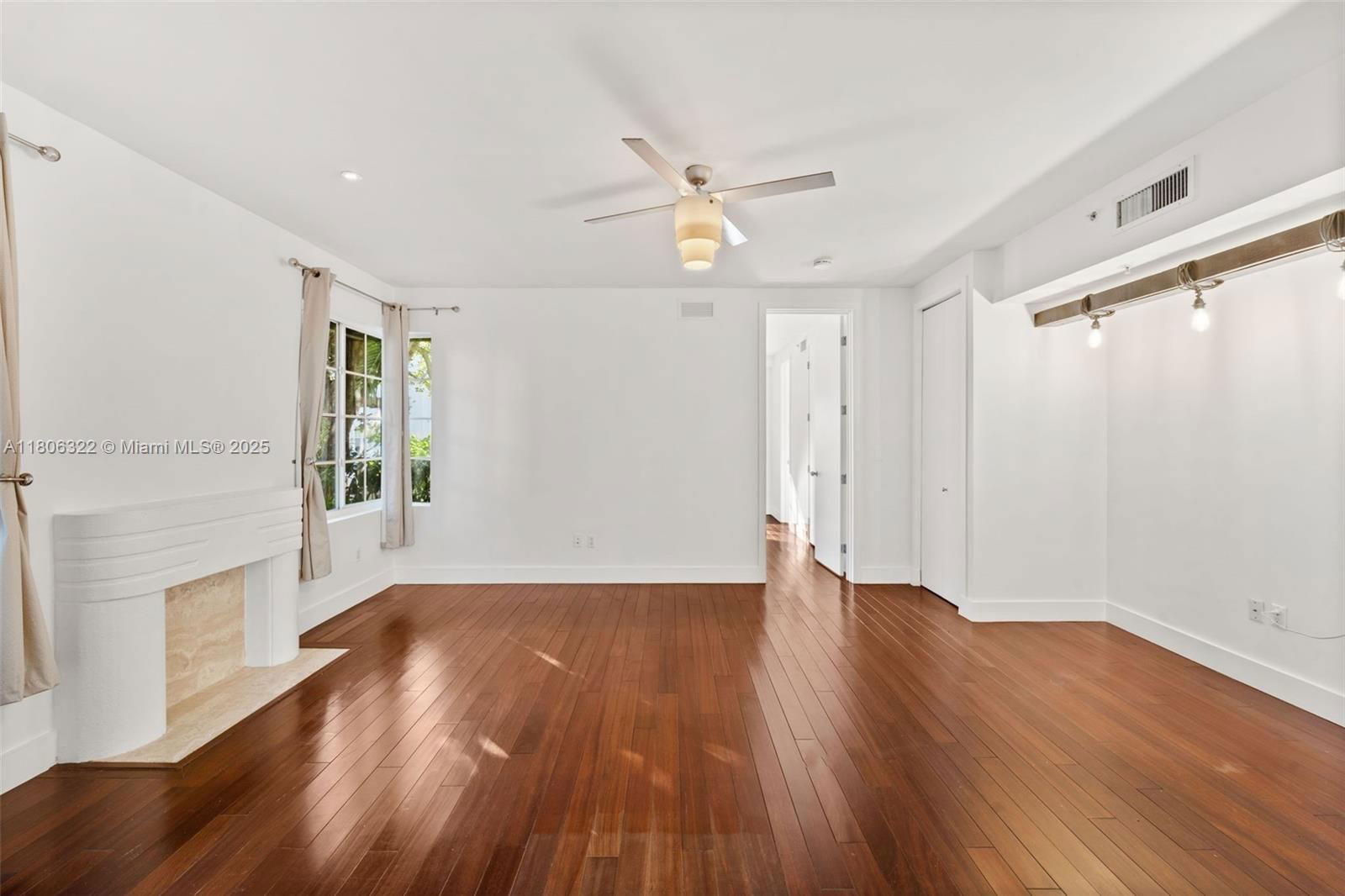 Real estate property located at 1025 Michigan Av #1C, Miami-dade, Villa Lucca Condo, Miami Beach, FL