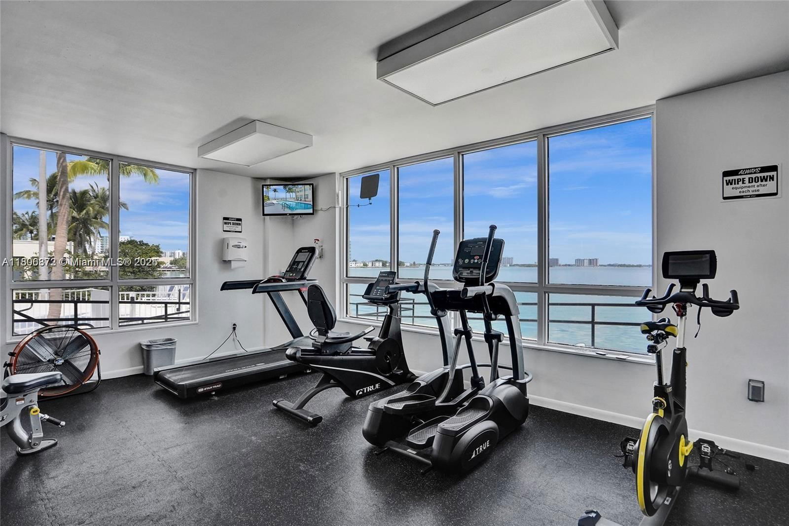 Real estate property located at 1625 Kennedy Causeway PH106, Miami-dade, Bayview Condo At North Ba, North Bay Village, FL
