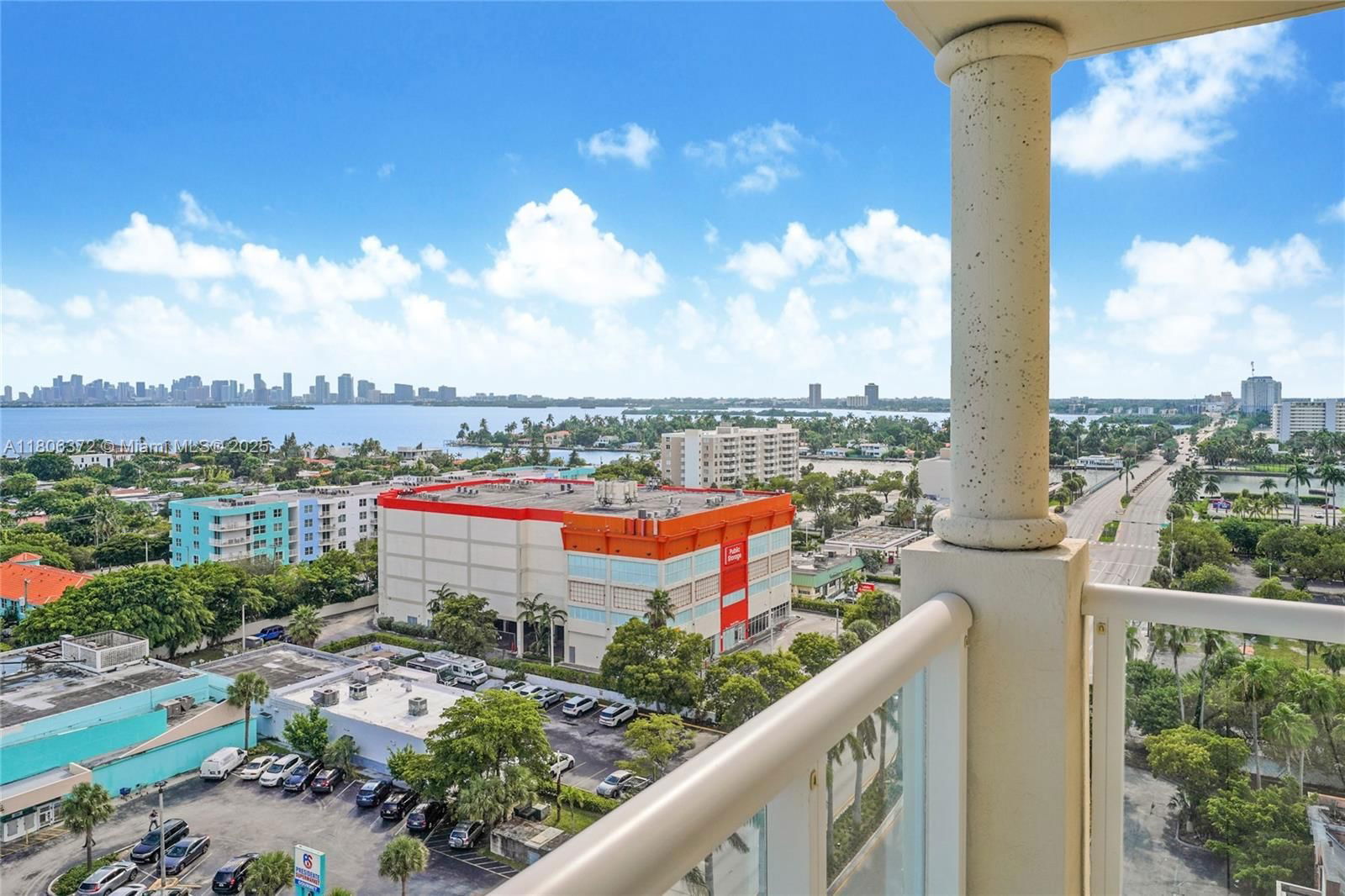 Real estate property located at 1625 Kennedy Causeway PH106, Miami-dade, Bayview Condo At North Ba, North Bay Village, FL