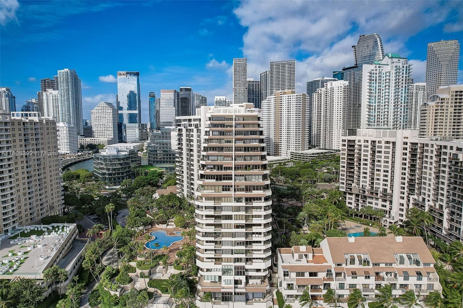 Real estate property located at 520 Brickell Key Dr A604, Miami-dade, Brickell Key One Condo, Miami, FL