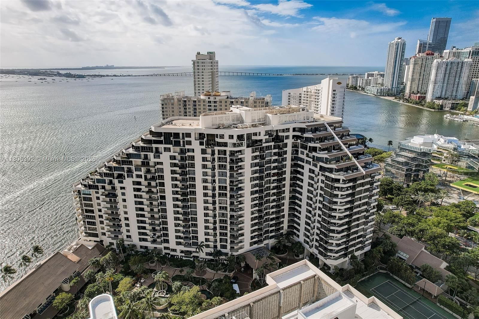 Real estate property located at 520 Brickell Key Dr A604, Miami-dade, Brickell Key One Condo, Miami, FL