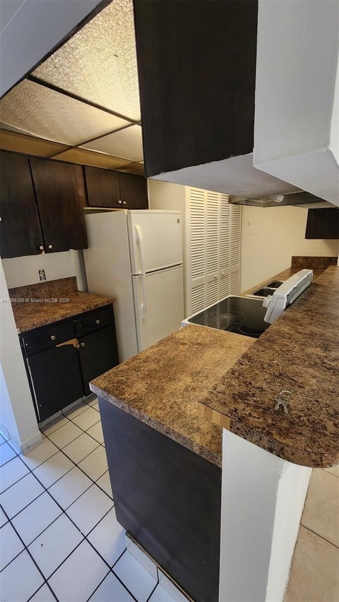 Real estate property located at 4425 Treehouse Ln B, Broward, Arbor Keys Condo, Tamarac, FL