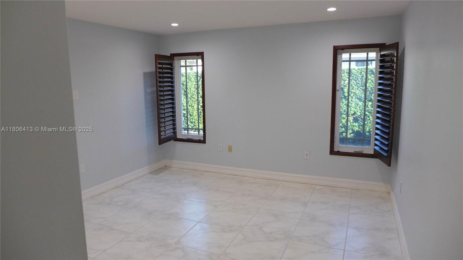 Real estate property located at 14430 108th St, Miami-dade, 1st Addn To Rotemi Estate, Miami, FL