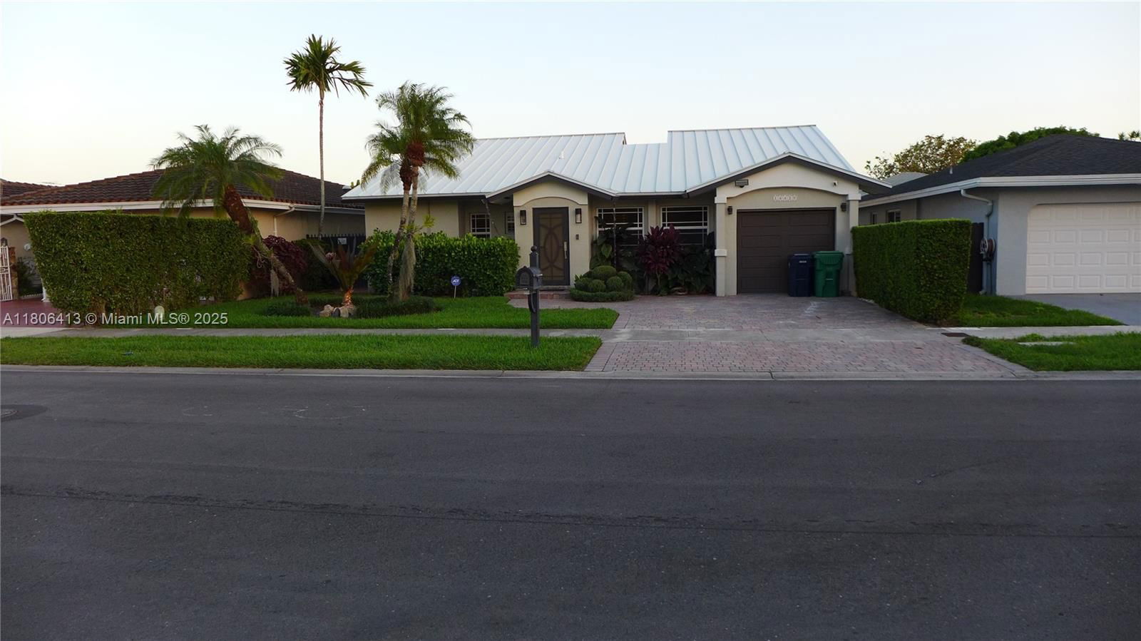 Real estate property located at 14430 108th St, Miami-dade, 1st Addn To Rotemi Estate, Miami, FL