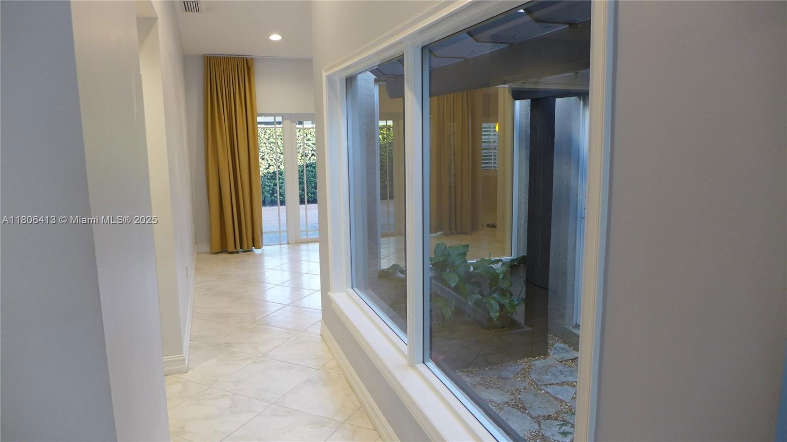 Real estate property located at 14430 108th St, Miami-dade, 1st Addn To Rotemi Estate, Miami, FL