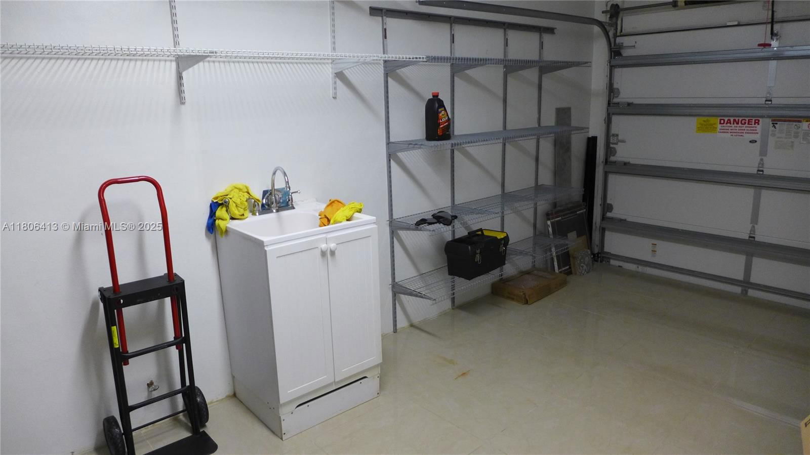 Real estate property located at 14430 108th St, Miami-dade, 1st Addn To Rotemi Estate, Miami, FL