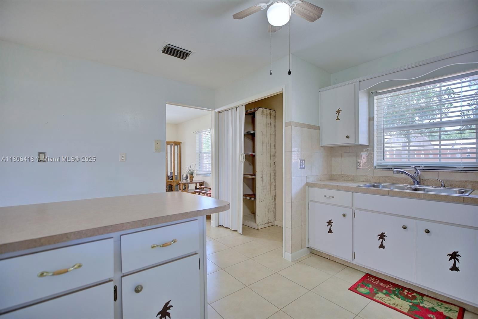 Real estate property located at 210 Joe Hilton Street, Highlands, Hatchells Sub, Avon Park, FL