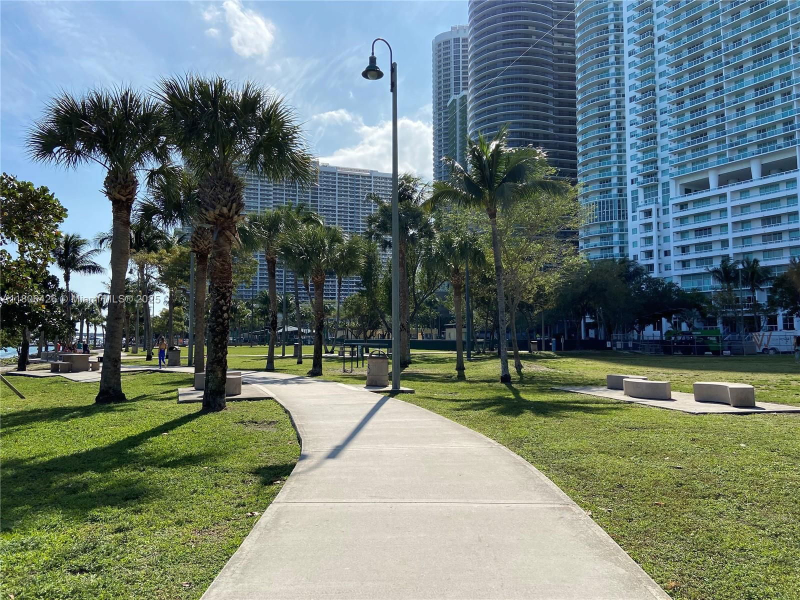 Real estate property located at 1900 Bayshore Dr #4708, Miami-dade, Quantum On The Bay Condo, Miami, FL