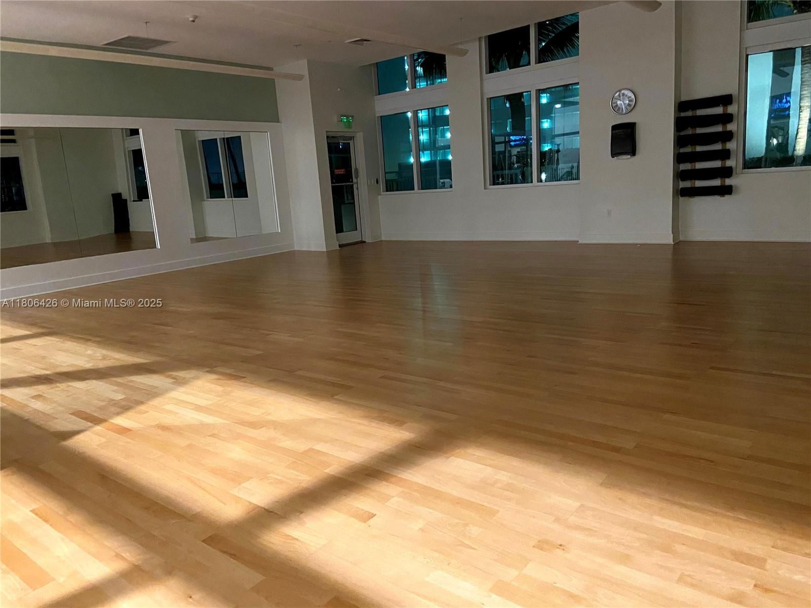 Real estate property located at 1900 Bayshore Dr #4708, Miami-dade, Quantum On The Bay Condo, Miami, FL