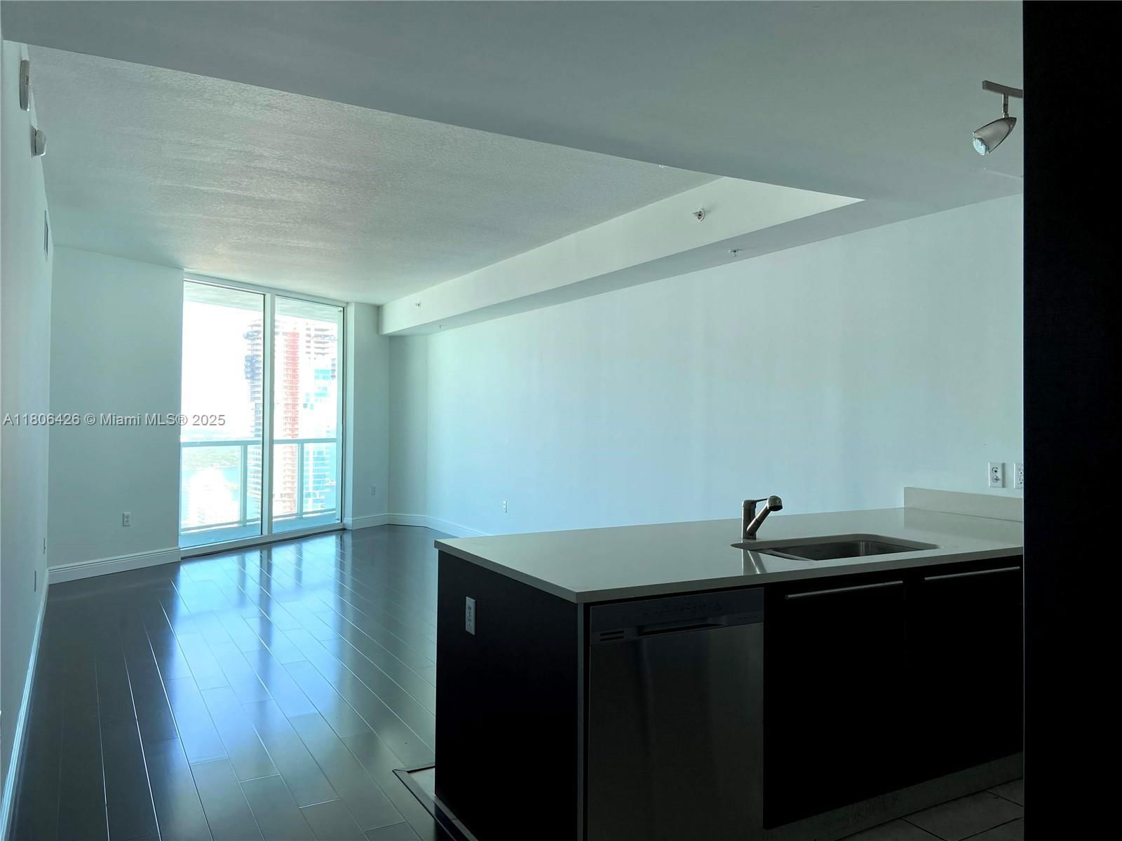 Real estate property located at 1900 Bayshore Dr #4708, Miami-dade, Quantum On The Bay Condo, Miami, FL