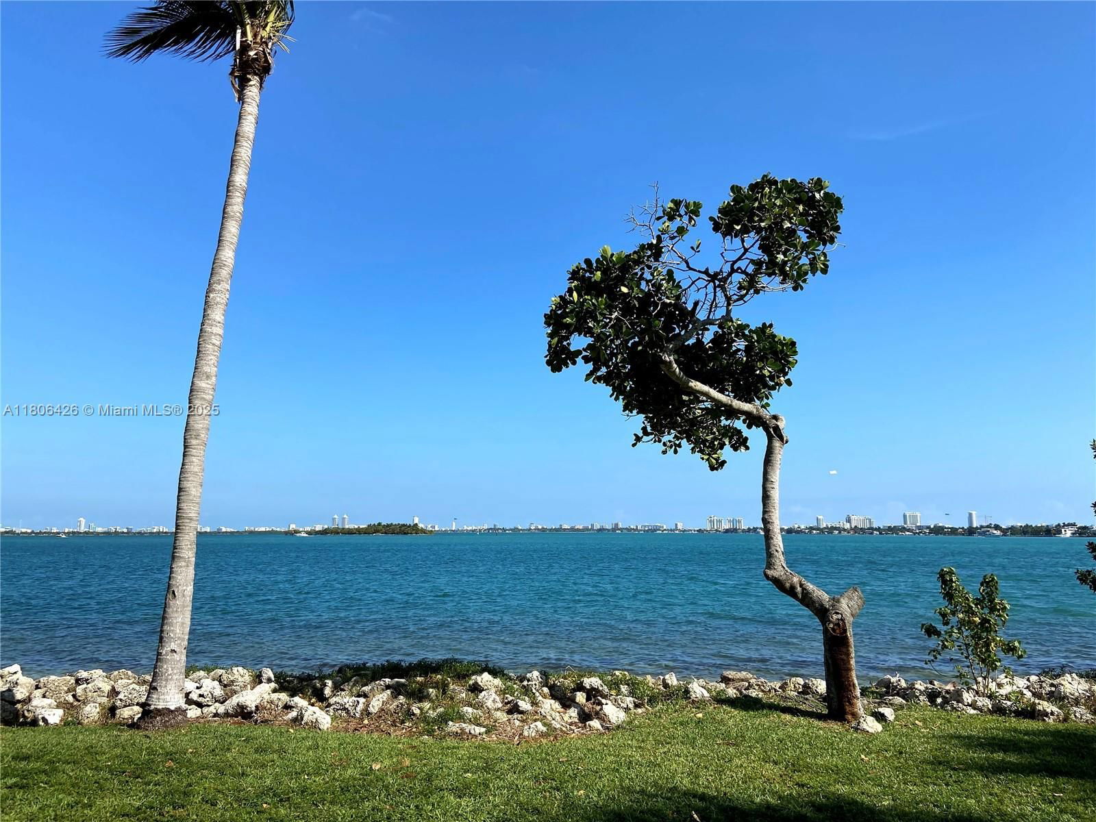 Real estate property located at 1900 Bayshore Dr #4708, Miami-dade, Quantum On The Bay Condo, Miami, FL