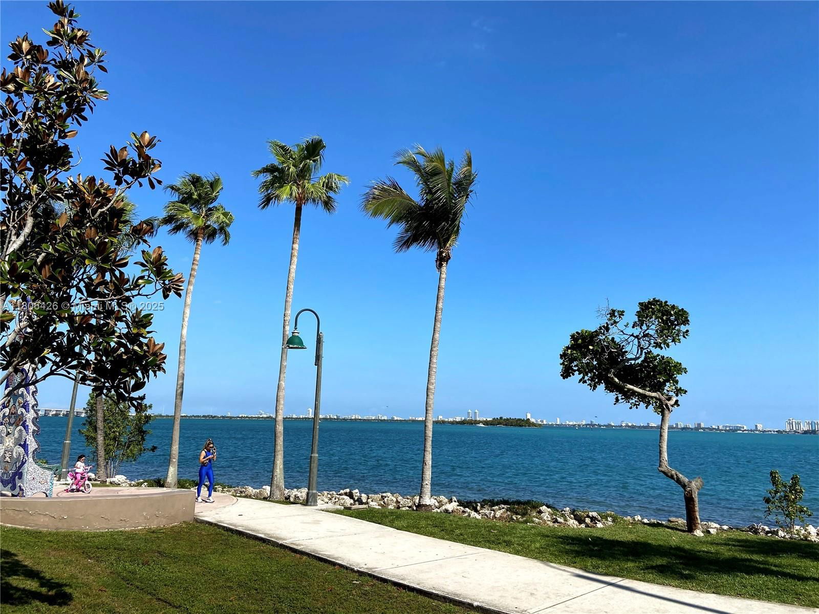 Real estate property located at 1900 Bayshore Dr #4708, Miami-dade, Quantum On The Bay Condo, Miami, FL