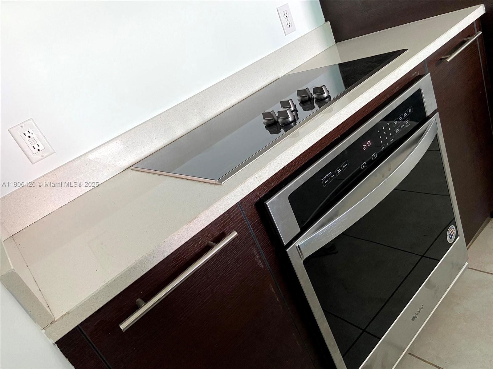 Real estate property located at 1900 Bayshore Dr #4708, Miami-dade, Quantum On The Bay Condo, Miami, FL