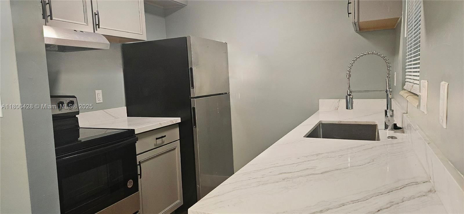 Real estate property located at 331 70th Way, Broward, Boulevard Heights Sec 7, Hollywood, FL