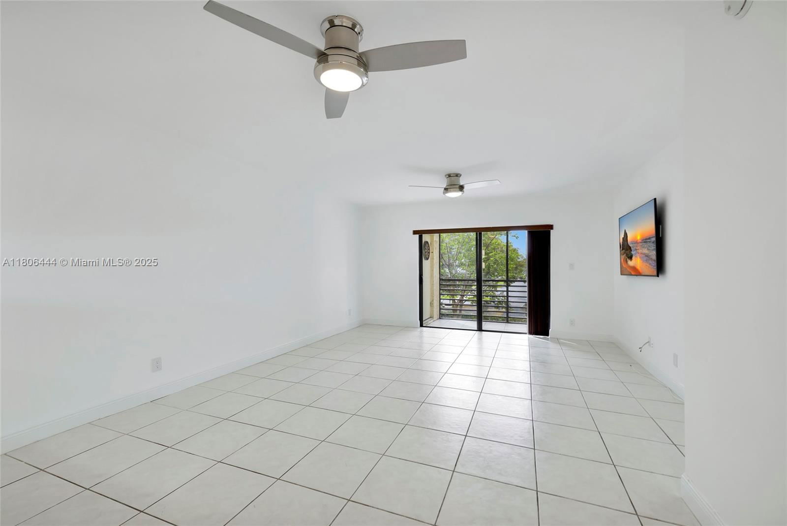 Real estate property located at 126 Cypress Rd #729, Broward, Cypress Park Condo, Pompano Beach, FL