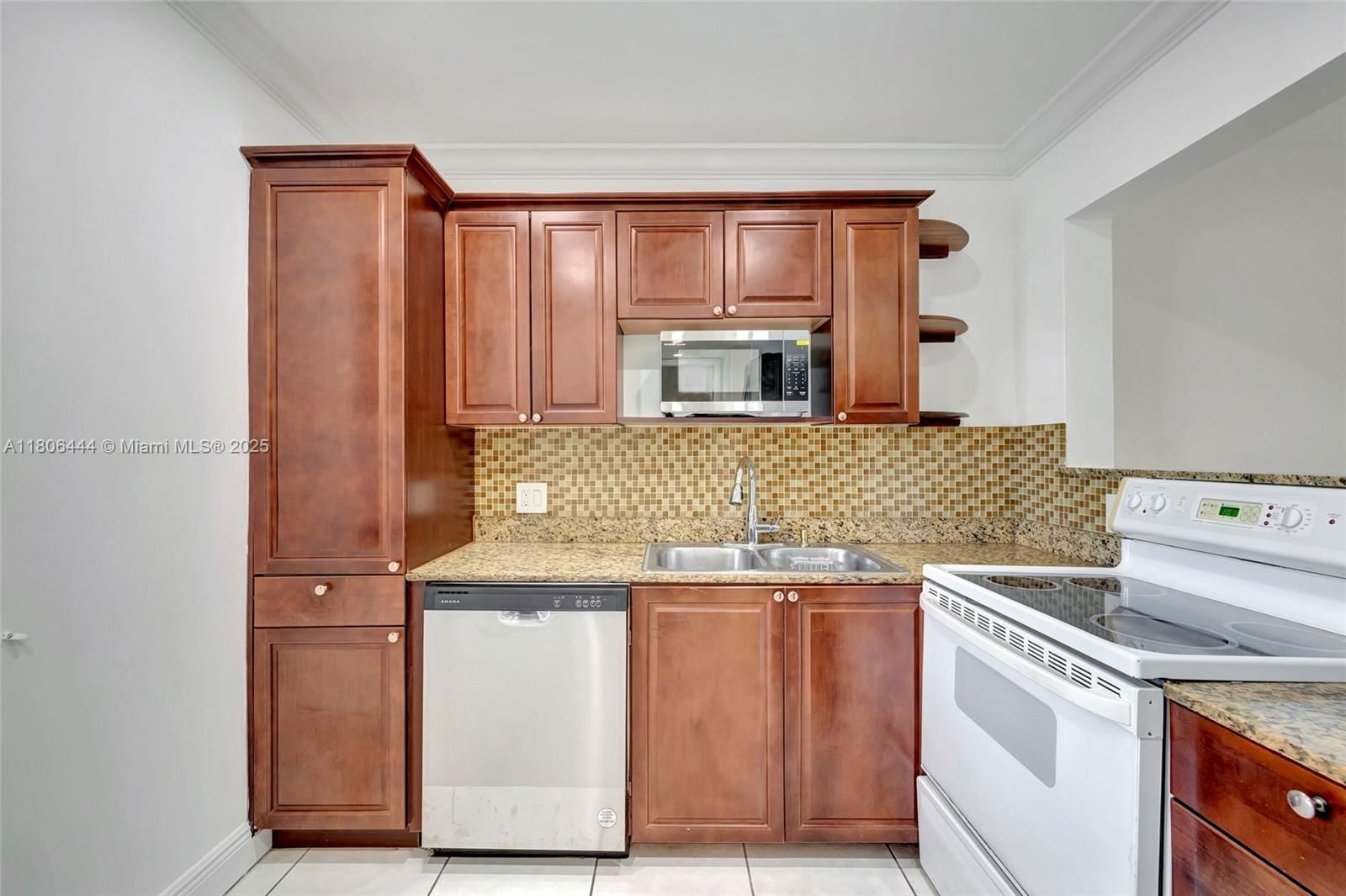 Real estate property located at 126 Cypress Rd #729, Broward, Cypress Park Condo, Pompano Beach, FL