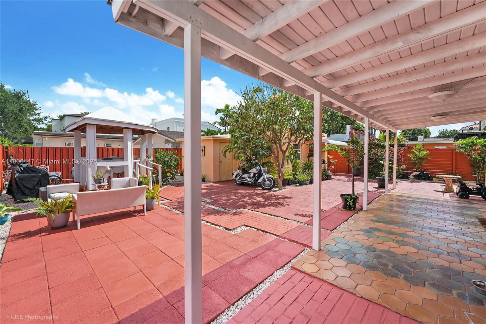 Real estate property located at 1727 11th Ter, Miami-dade, Shenandoah, Miami, FL