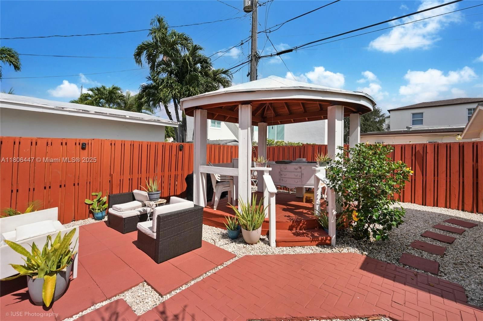 Real estate property located at 1727 11th Ter, Miami-dade, Shenandoah, Miami, FL