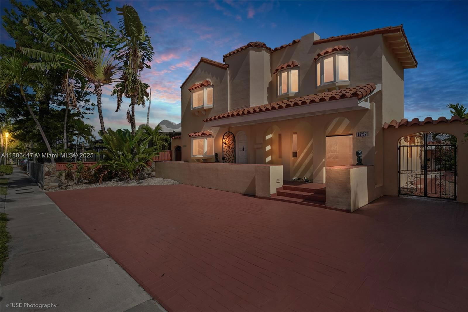Real estate property located at 1727 11th Ter, Miami-dade, Shenandoah, Miami, FL