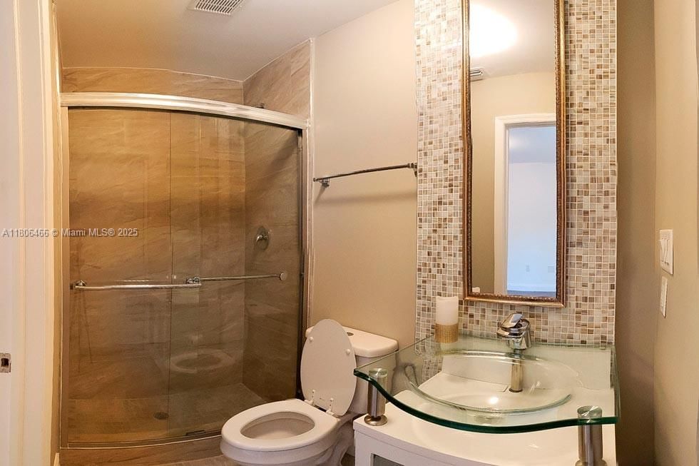 Real estate property located at 6634 76th Ter, Miami-dade, Ludlum Estates, South Miami, FL